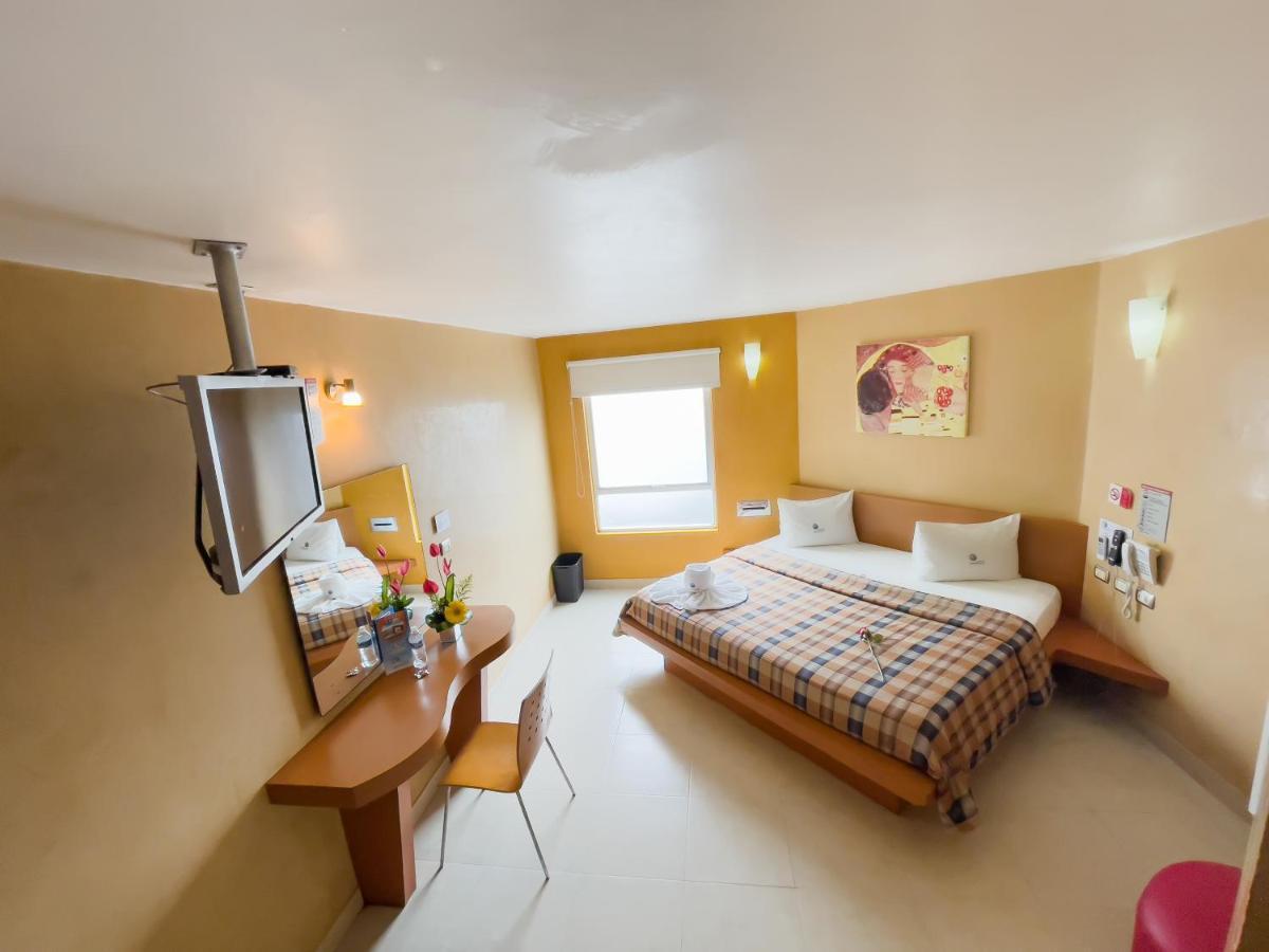 Auto Hotel Mediterraneo Xalapa Bagian luar foto